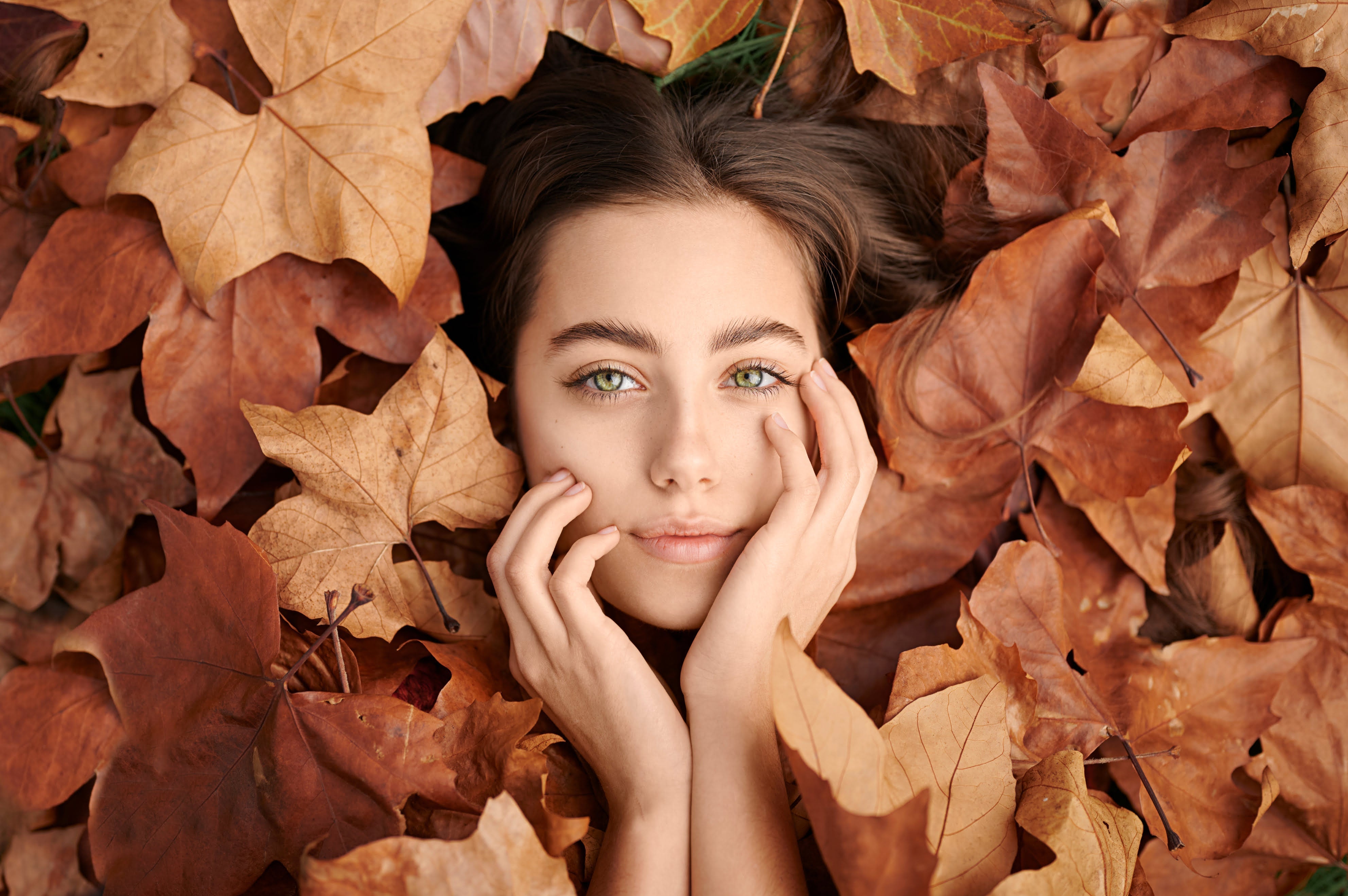 Autumn-winter skincare in the UK 2025: how to protect your skin barrier and keep that healthy glow