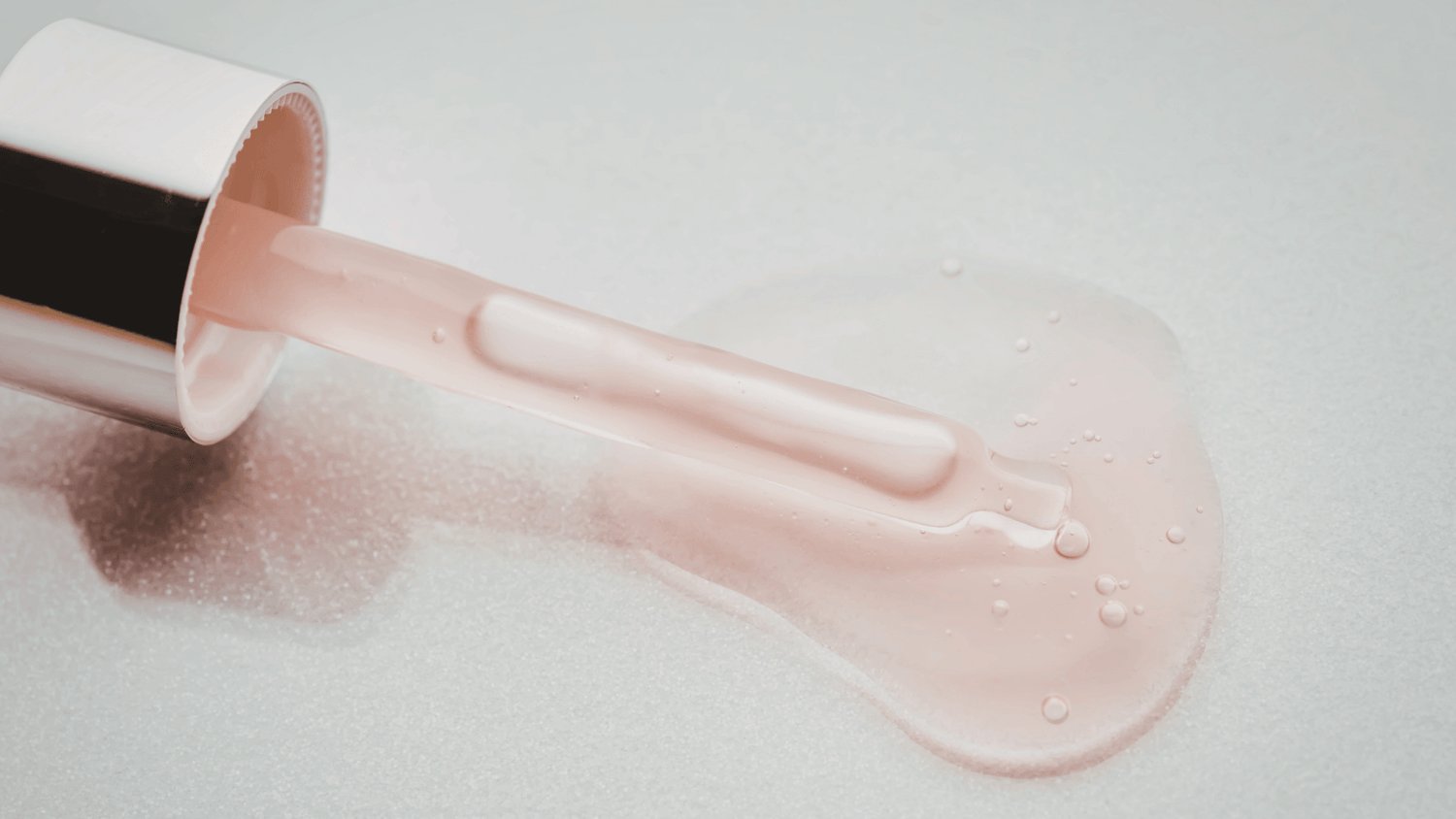 How to care for your skin in heat and humidity