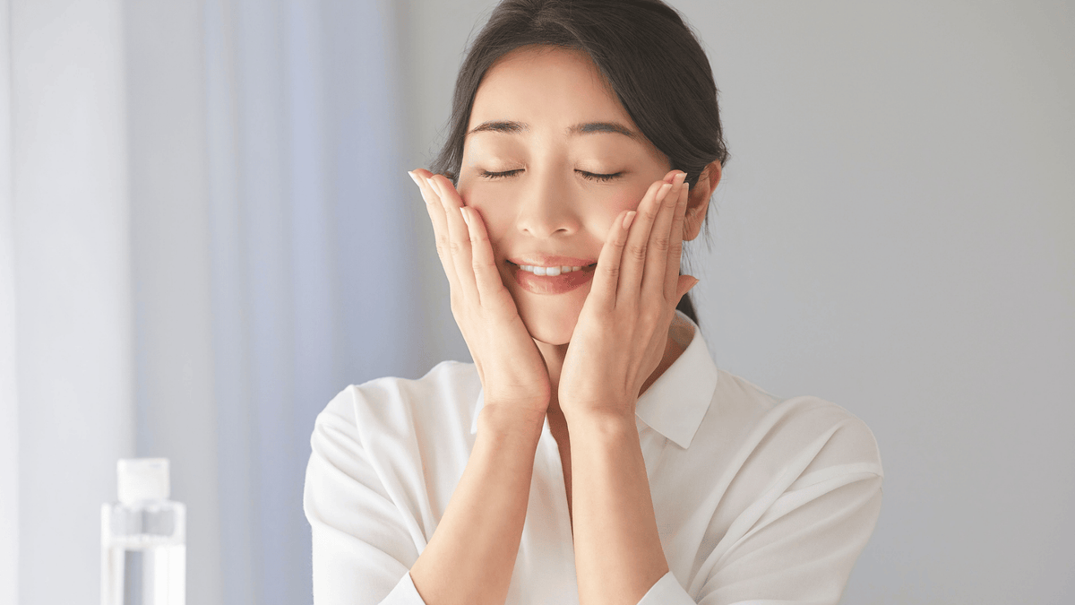 Uneven skin tone: what causes it and how to improve it